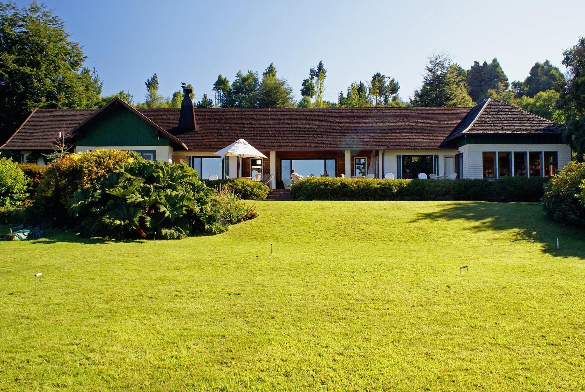 Hosteria De La Colina Villarrica Exterior photo